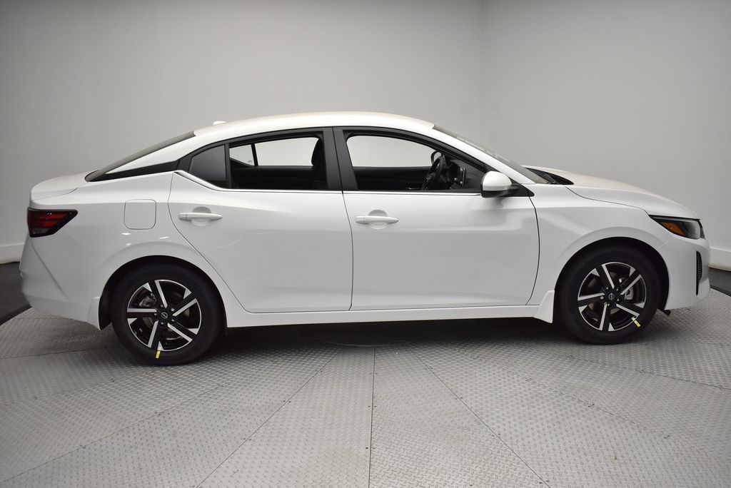 Thumbnail: 2025 Nissan Sentra - 4