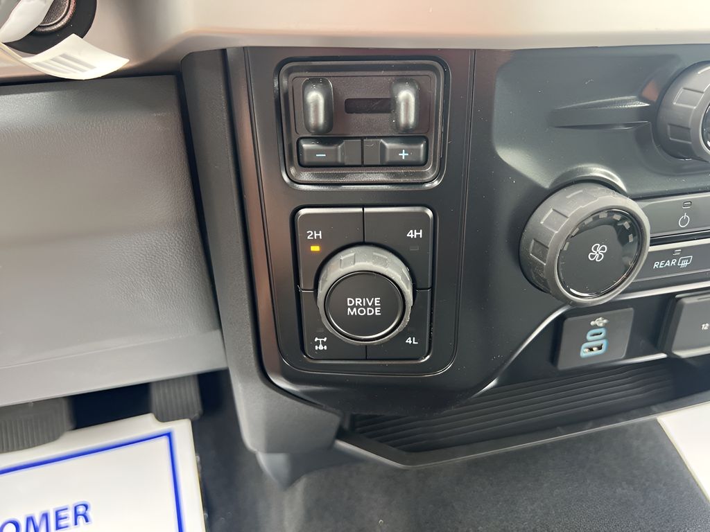 2025 Ford F-350SD