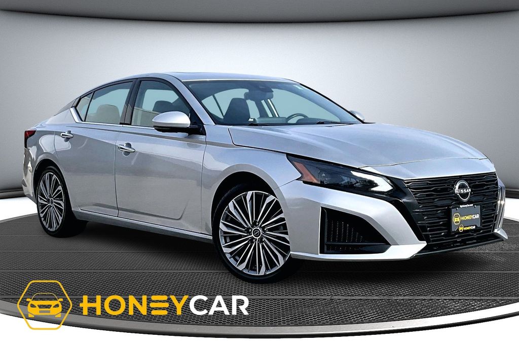 2023 Nissan Altima 2.5 SL FWD