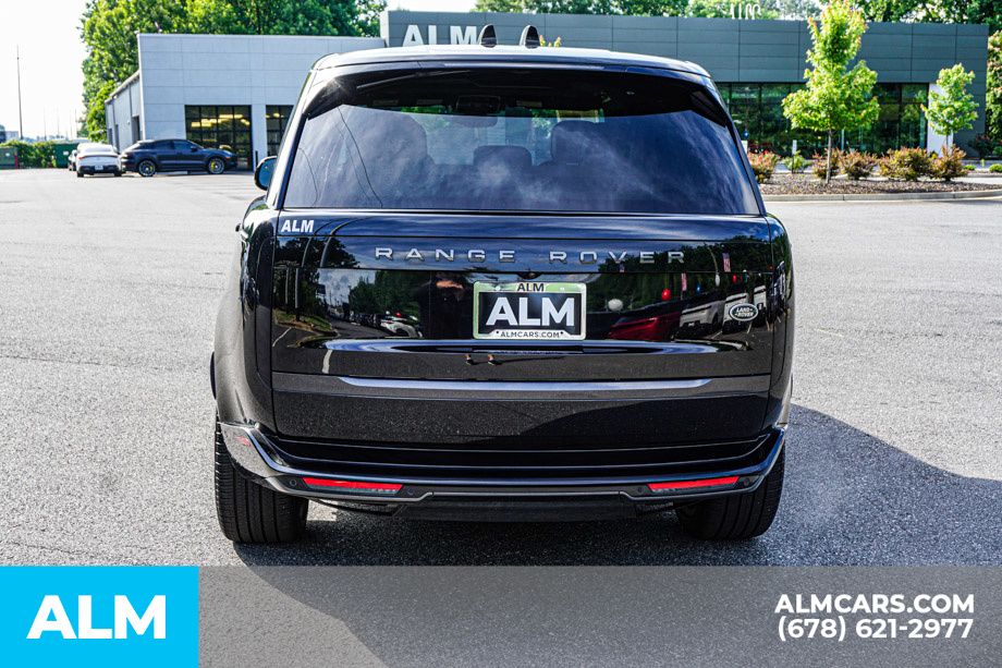Used 2023 Black Land Rover SE image 11
