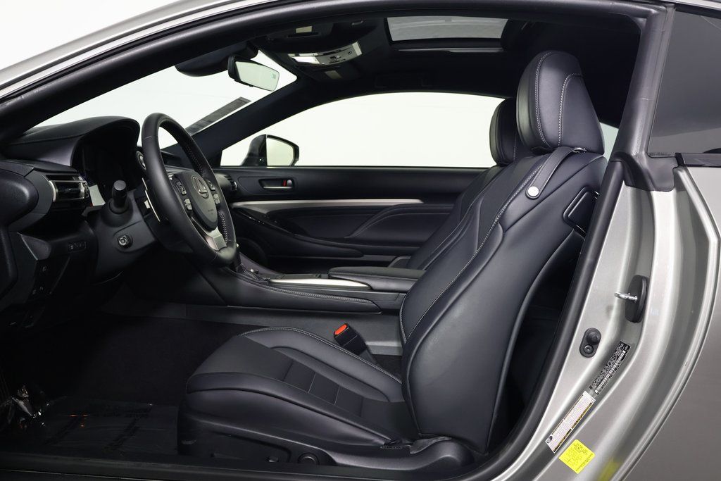 Thumbnail: 2019 Lexus RC - 10