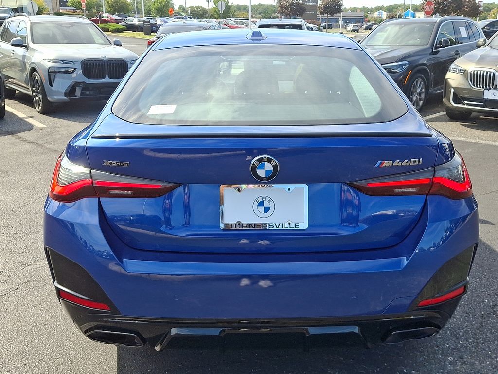 Thumbnail: 2024 BMW 4 Series - 5