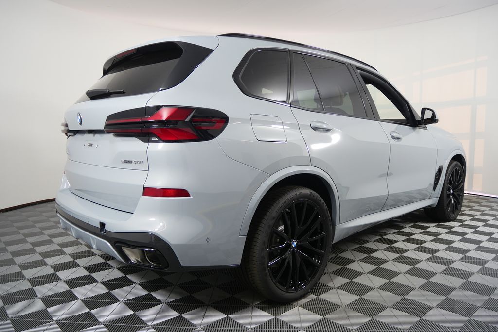 Thumbnail: 2026 BMW X5 - 3