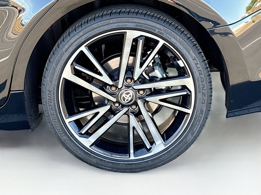 Thumbnail: 2025 Toyota Camry - 30