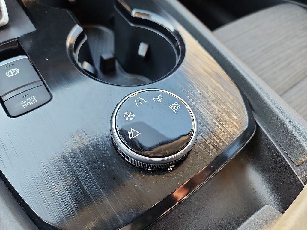 Thumbnail: 2023 Nissan Rogue - 23