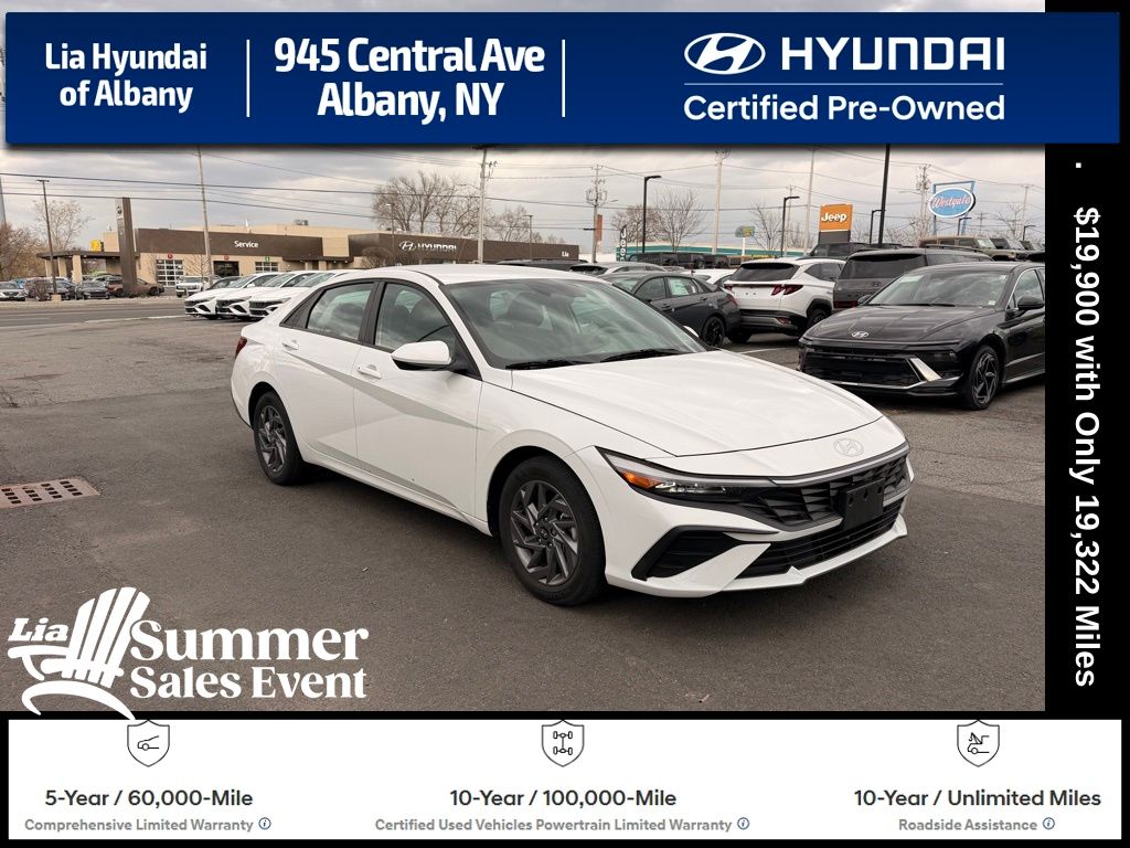 2024 Hyundai Elantra SEL FWD
