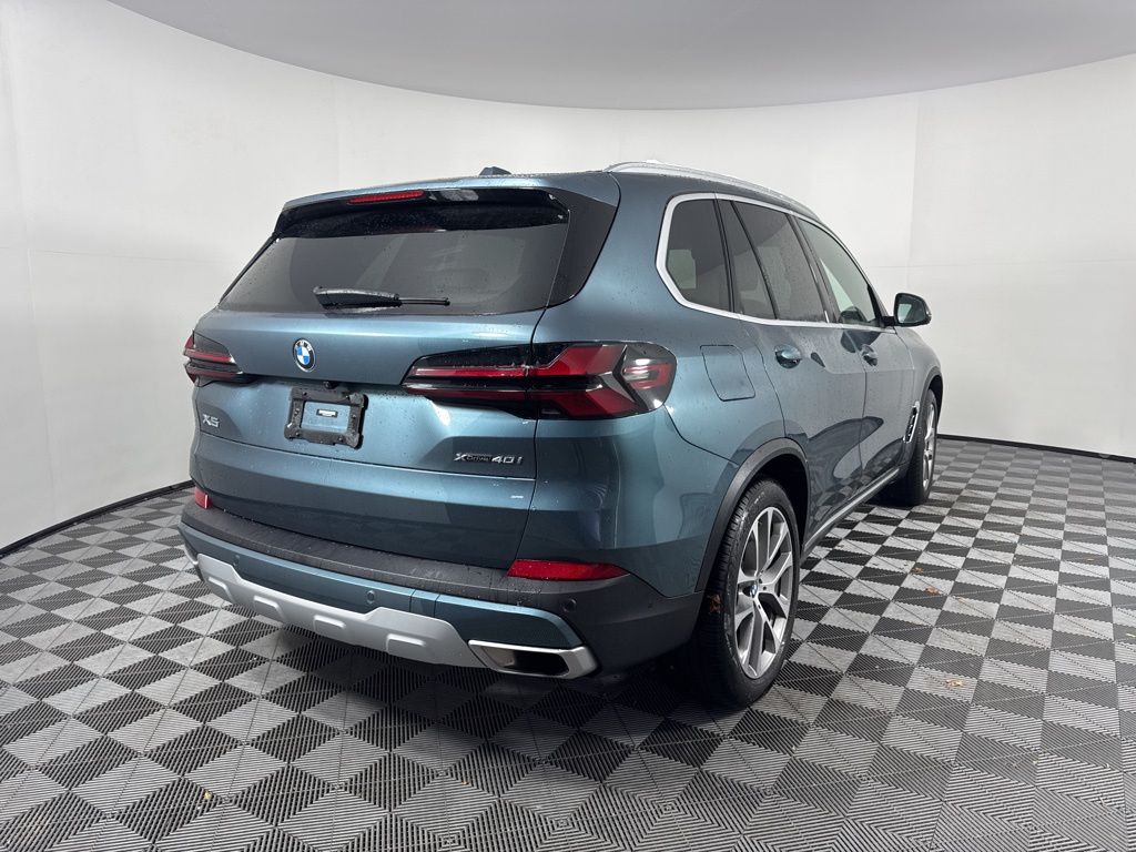 Thumbnail: 2024 BMW X5 - 5