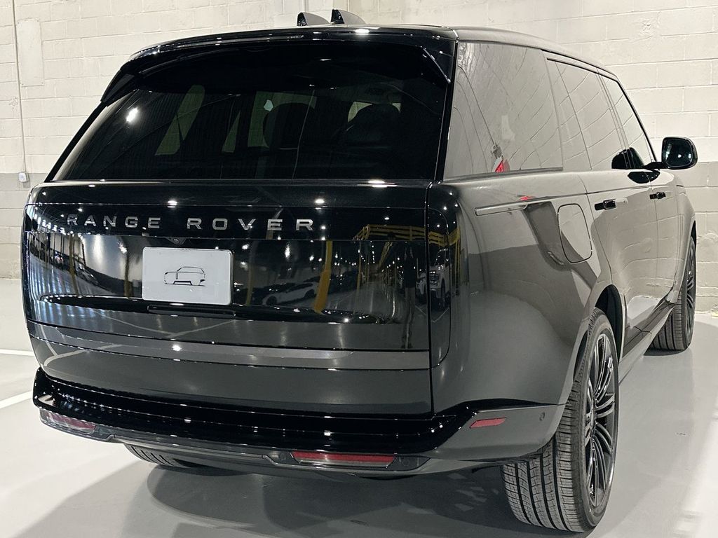 Thumbnail: 2026 Land Rover Range Rover - 3