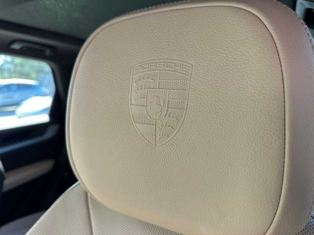 Thumbnail: 2025 Porsche Cayenne - 17
