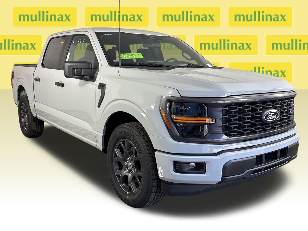 New 2026 White Ford STX image 2