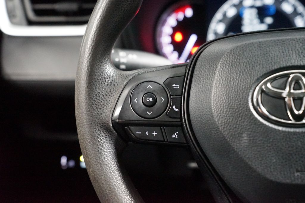 Thumbnail: 2023 Toyota RAV4 - 14