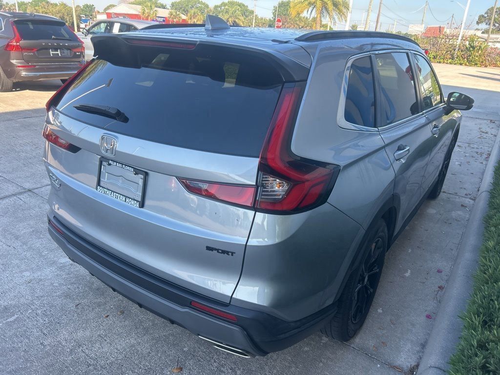 View vehicle photo 7