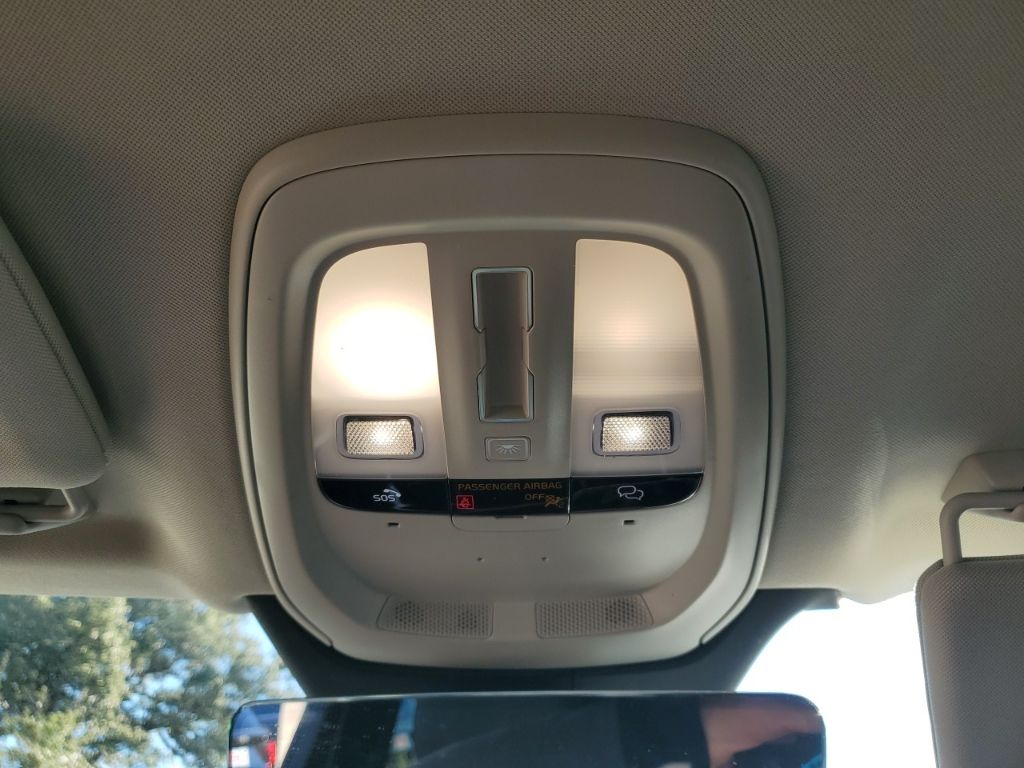 Used Car 2024 Volvo Xc90  B6 Plus Bright Theme 6-seater For Sale Under $50,000 In Austin, Texas