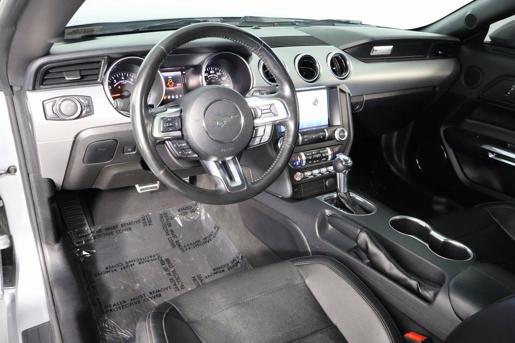 Thumbnail: 2022 Ford Mustang - 7