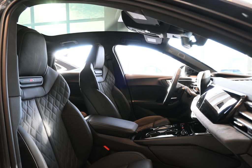 Thumbnail: 2025 Audi S5 - 18