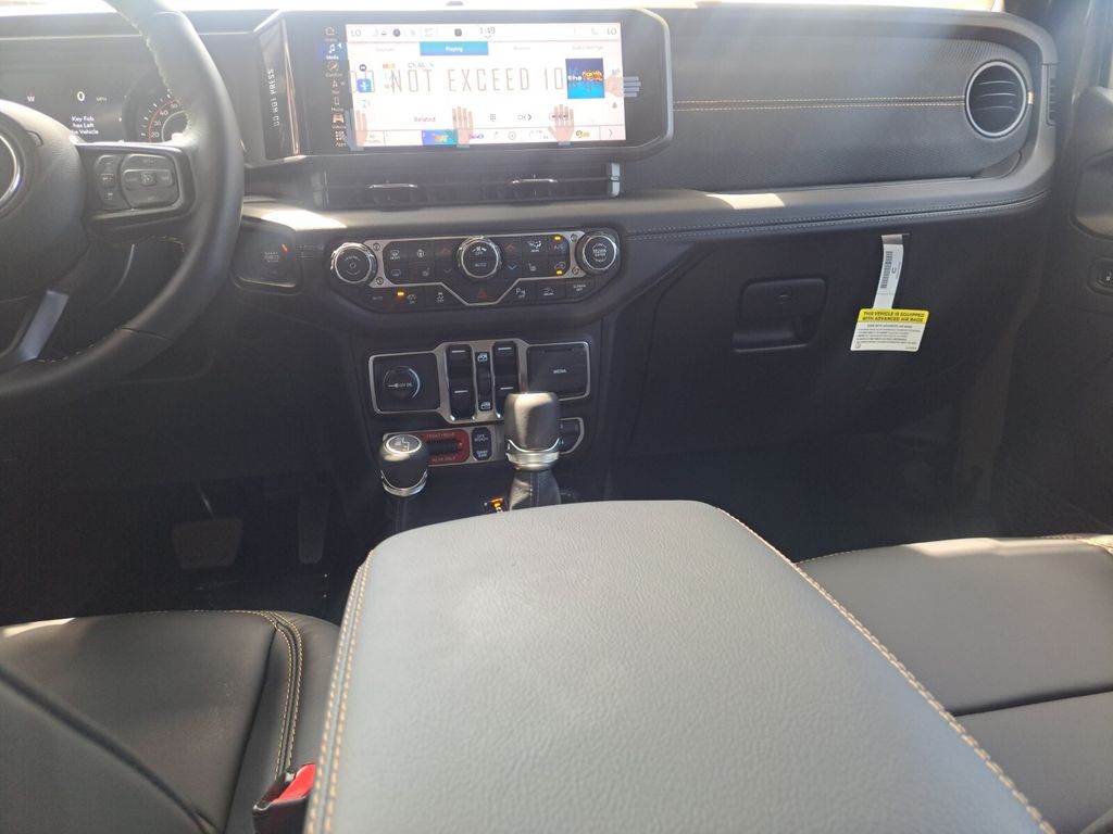 New 2025 Jeep Wrangler SUV