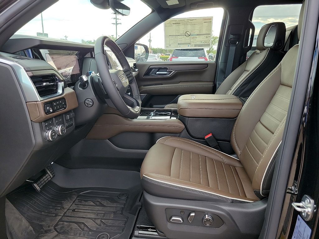 2026 GMC Yukon XL Denali Ultimate Black at Brown Buick GMC