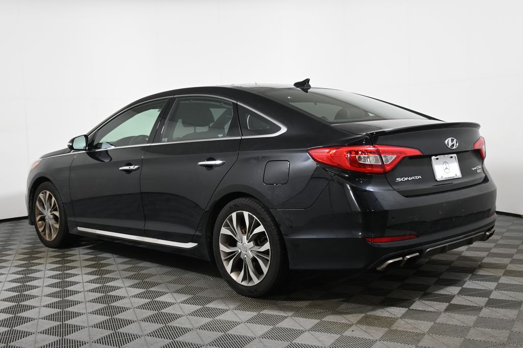 Thumbnail: 2015 Hyundai Sonata - 8