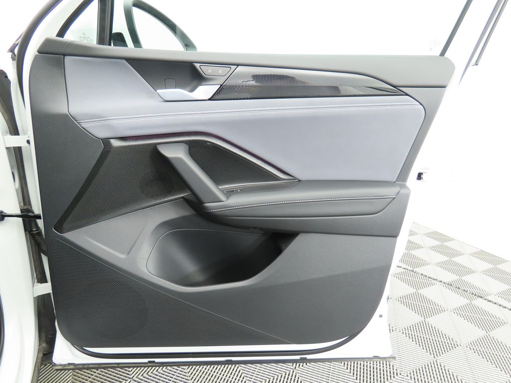 Thumbnail: 2026 Volkswagen Tiguan - 25