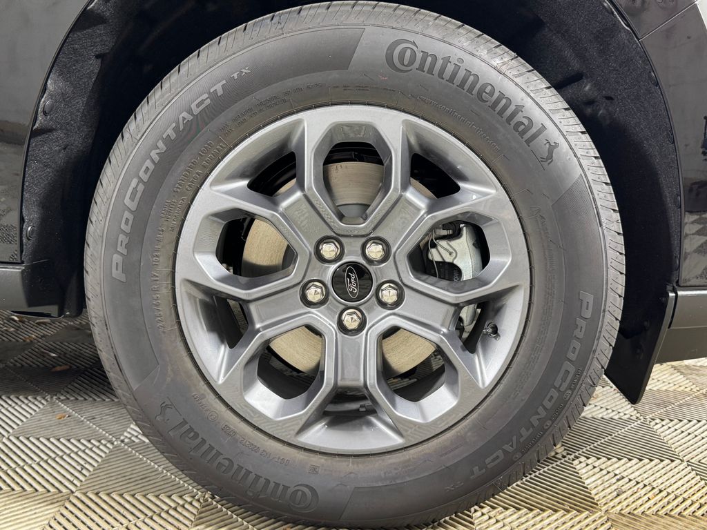 New 2026 Black Ford XLT image 13