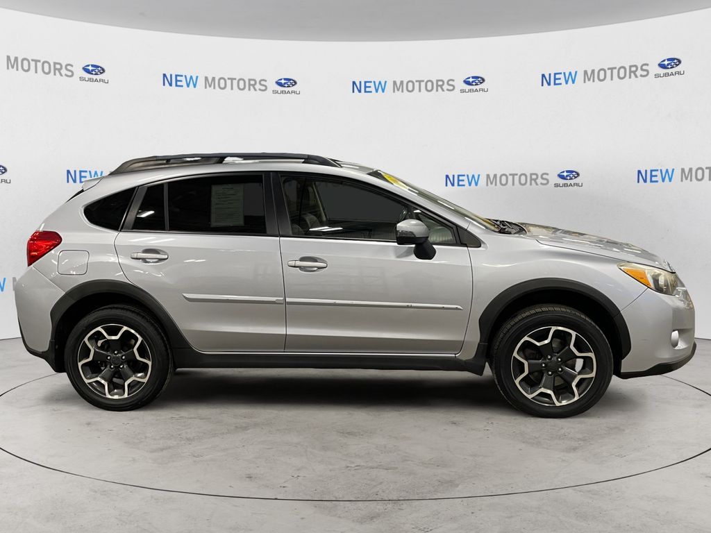Used 2015 Ice Silver Metallic Subaru 2.0i Limited image 5