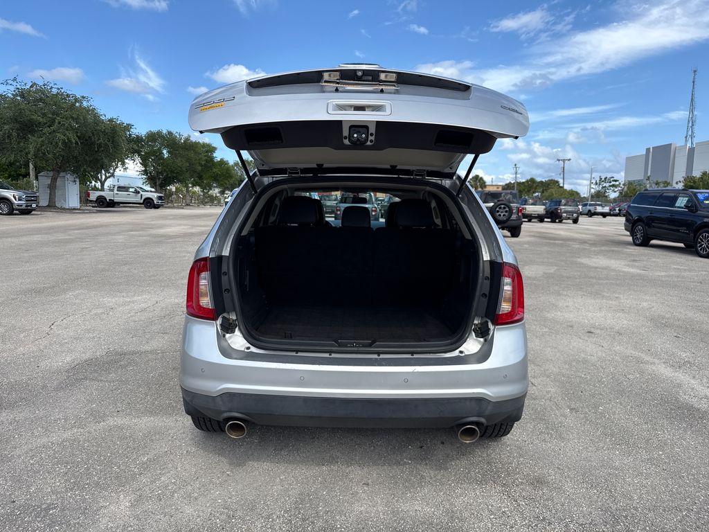 Used 2012 Silver Ford SEL image 21