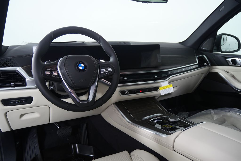 Thumbnail: 2026 BMW X5 - 18