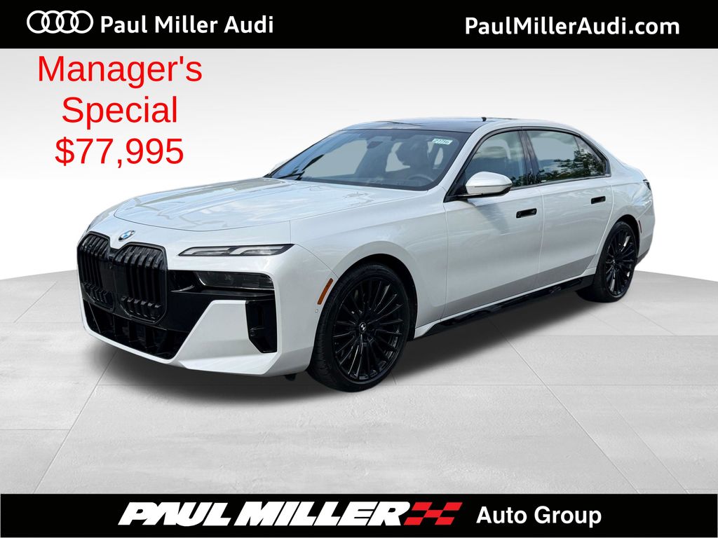 Mineral White Metallic 2025 BMW 7 Series Sedan All-Wheel Drive 8-Speed Automatic