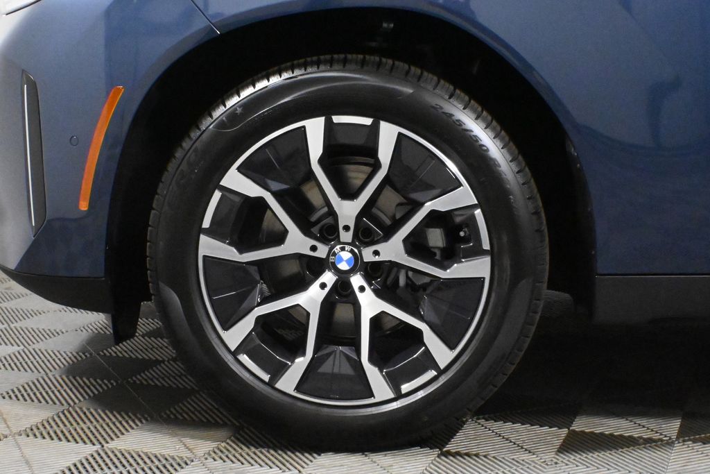 Thumbnail: 2026 BMW X3 - 12