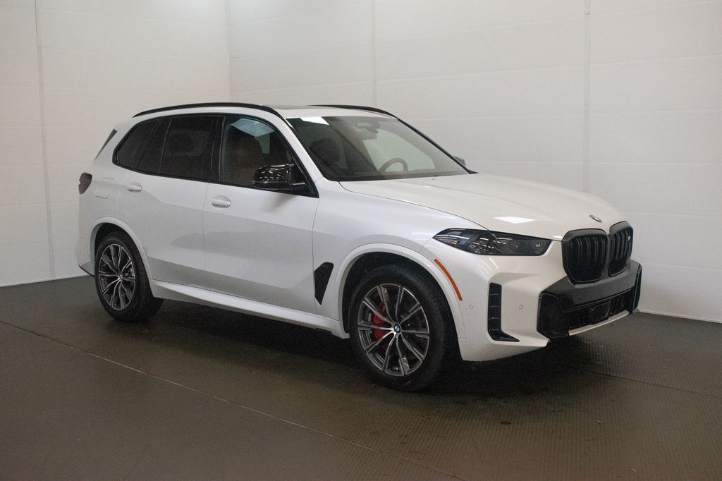 2025 BMW X5 M60i xDrive AWD