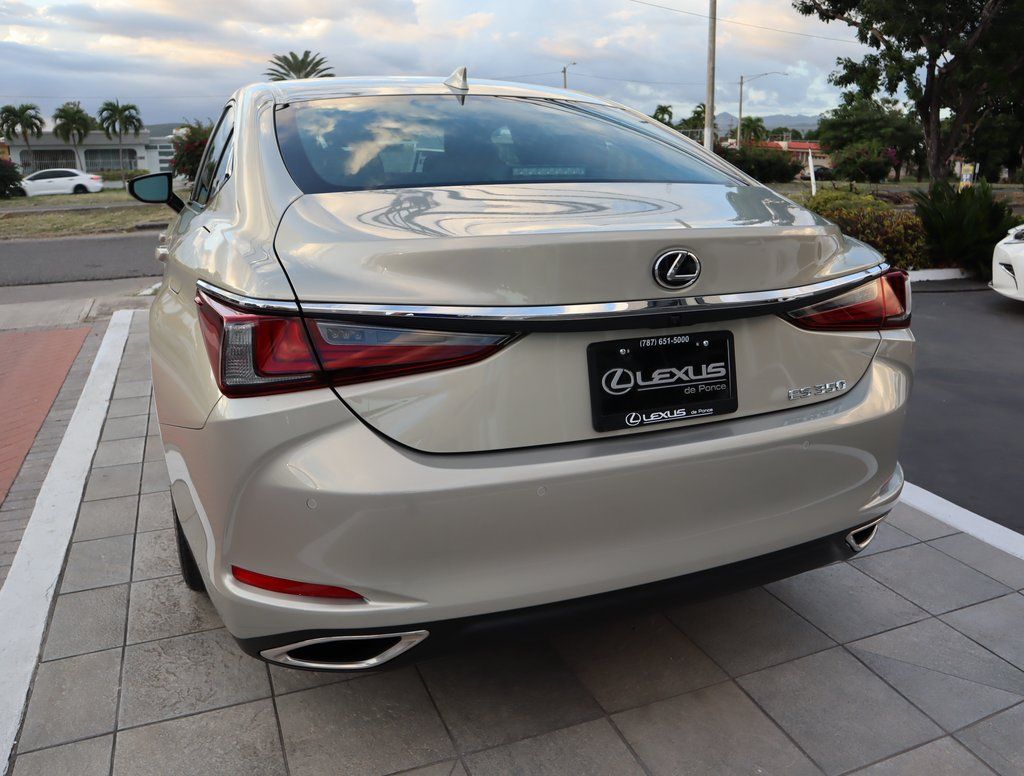 Thumbnail: 2025 Lexus ES - 19