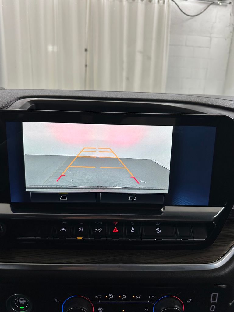 used 2022 Chevrolet Silverado 1500 car, priced at $30,985