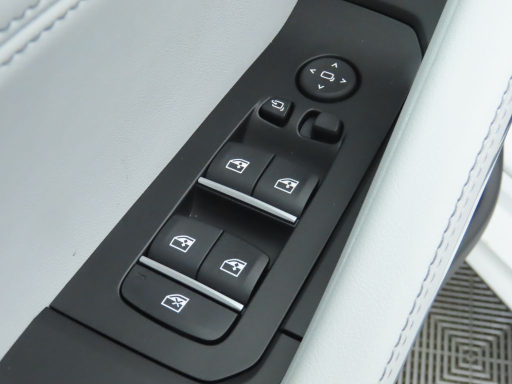 Thumbnail: 2026 BMW X6 - 24