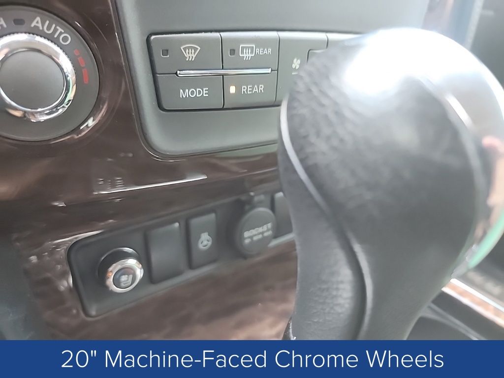 2017 Nissan Armada Platinum