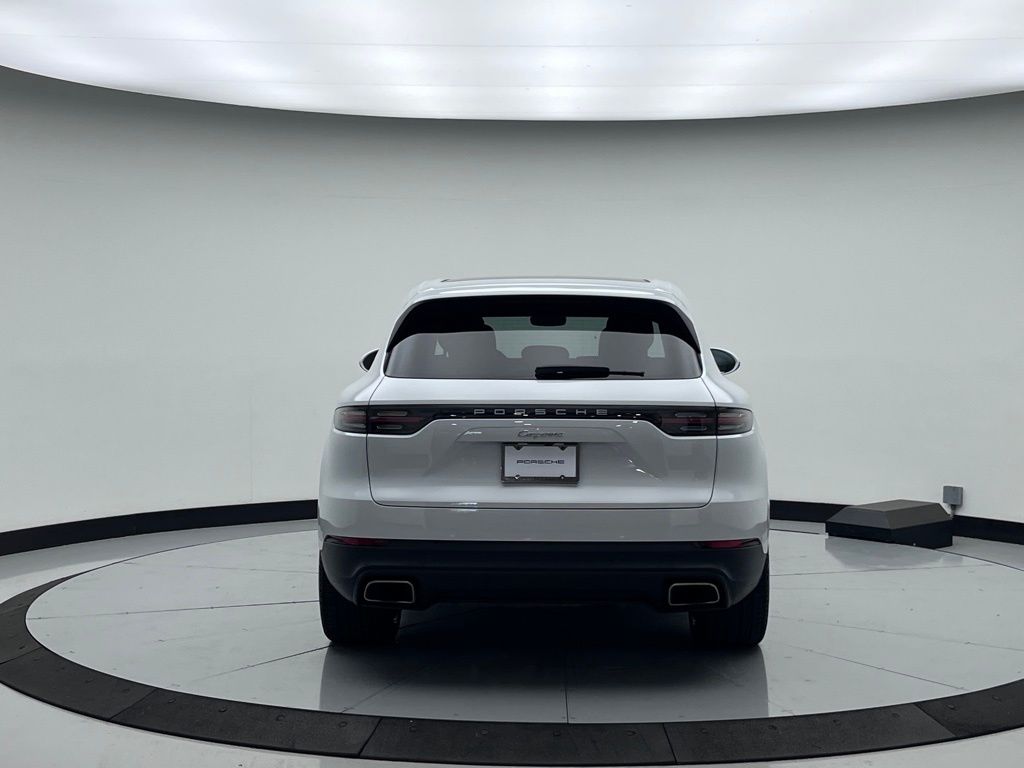 2022 Porsche Cayenne  10