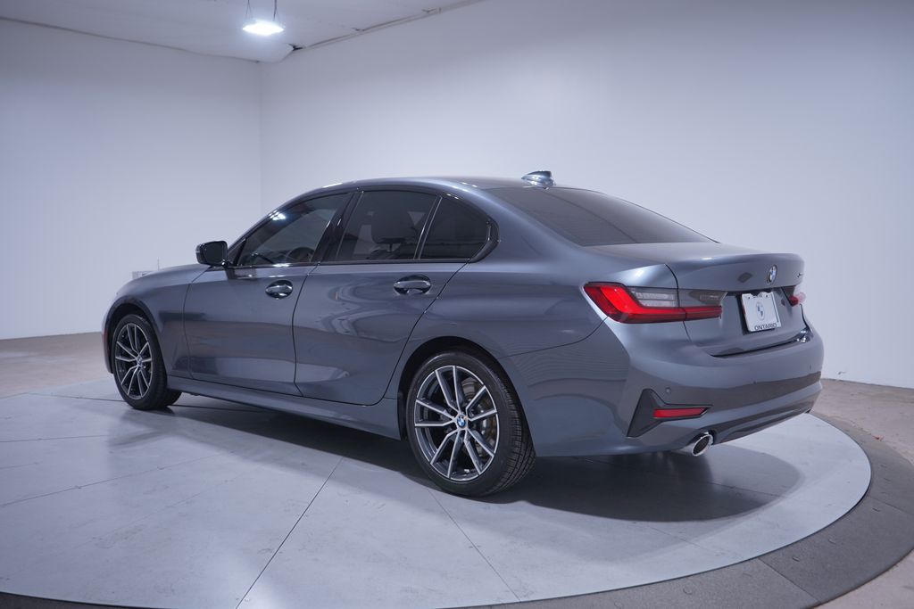 Thumbnail: 2022 BMW 3 Series - 3