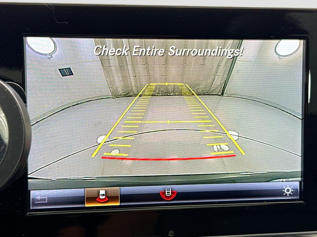 Thumbnail: 2019 Mercedes-Benz GLC - 14