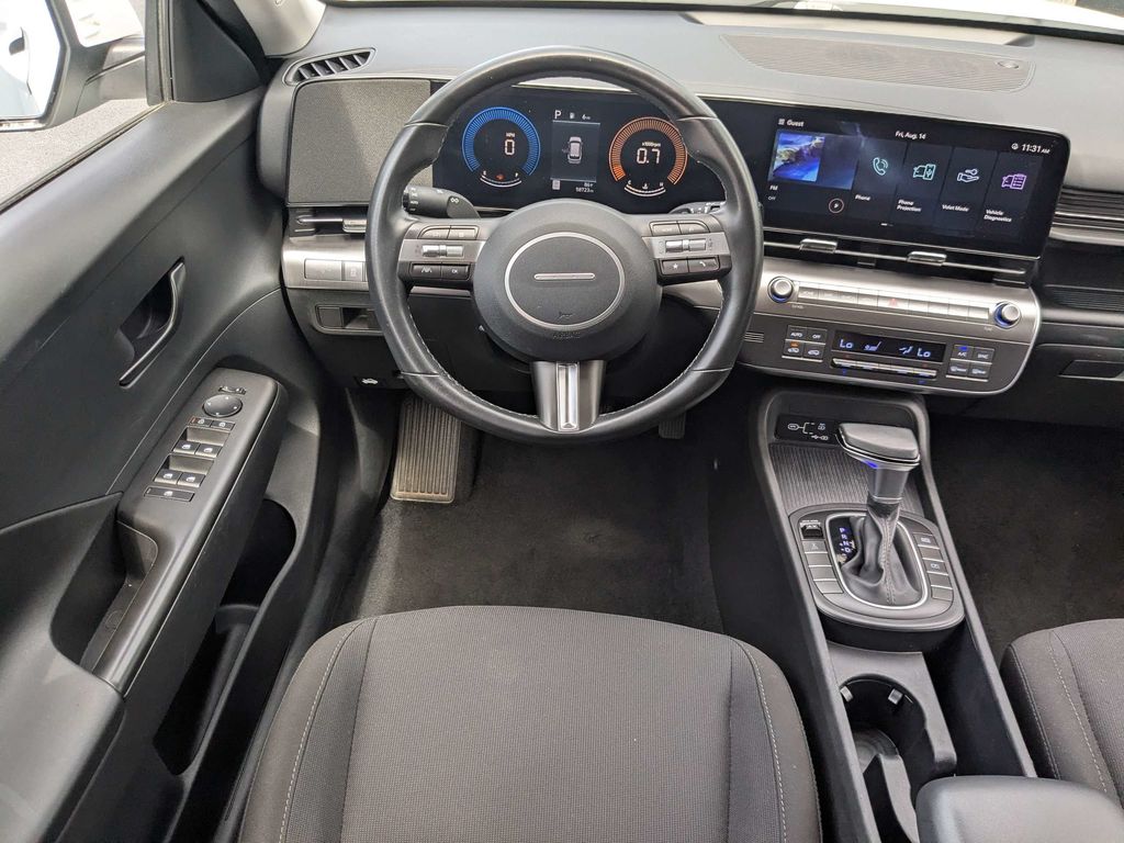 Used 2025 Hyundai Kona SUV