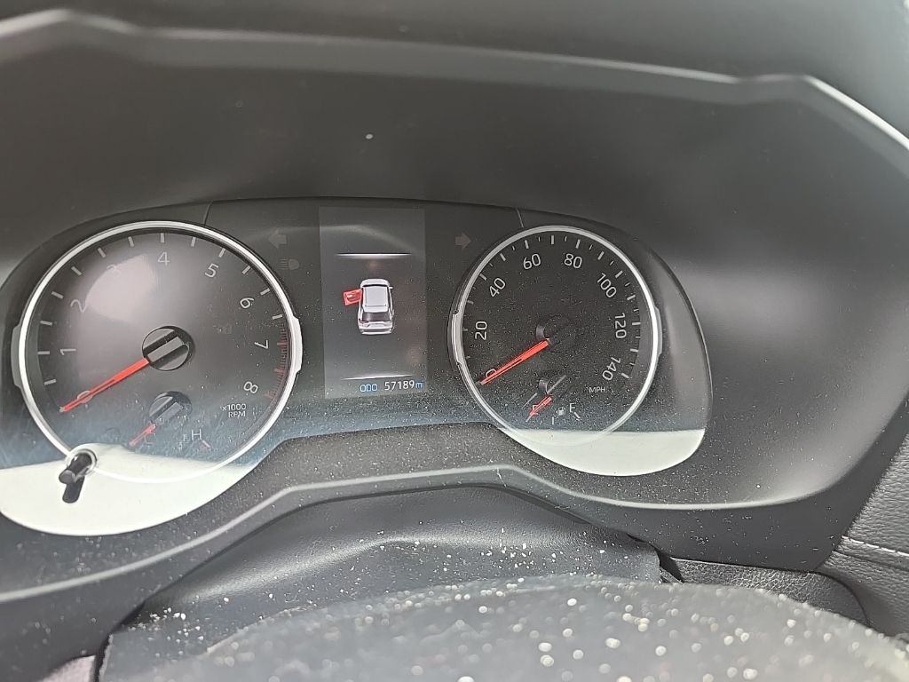 Thumbnail: 2021 Toyota RAV4 - 9