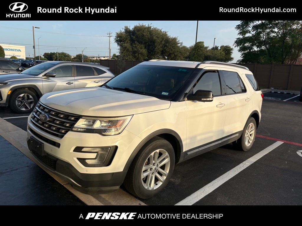 Thumbnail: 2017 Ford Explorer - 1