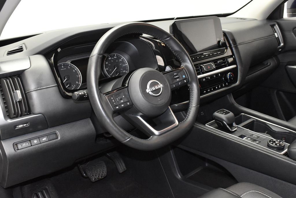 Thumbnail: 2025 Nissan Pathfinder - 15