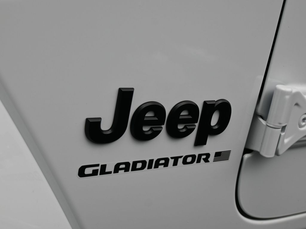 New 2026 Bright White Clearcoat Jeep Willys image 27