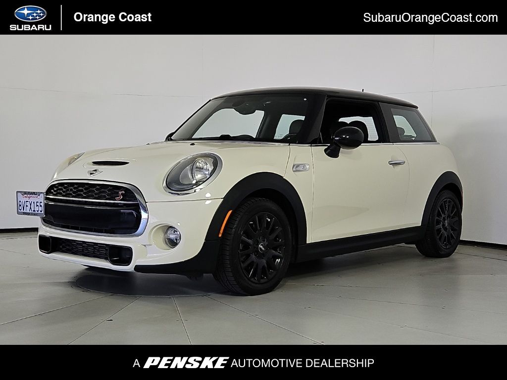 2016 MINI Cooper Base -
                  Santa Ana, CA