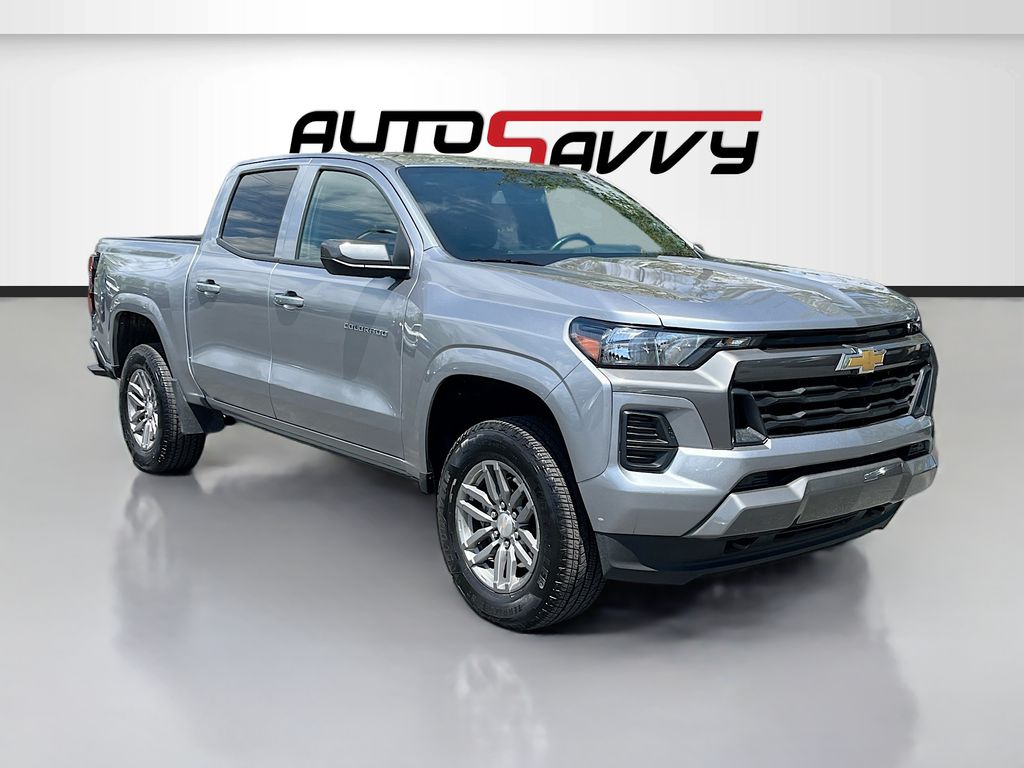 2025 Chevrolet Colorado 4WD LT Crew Cab Short Box's photo
