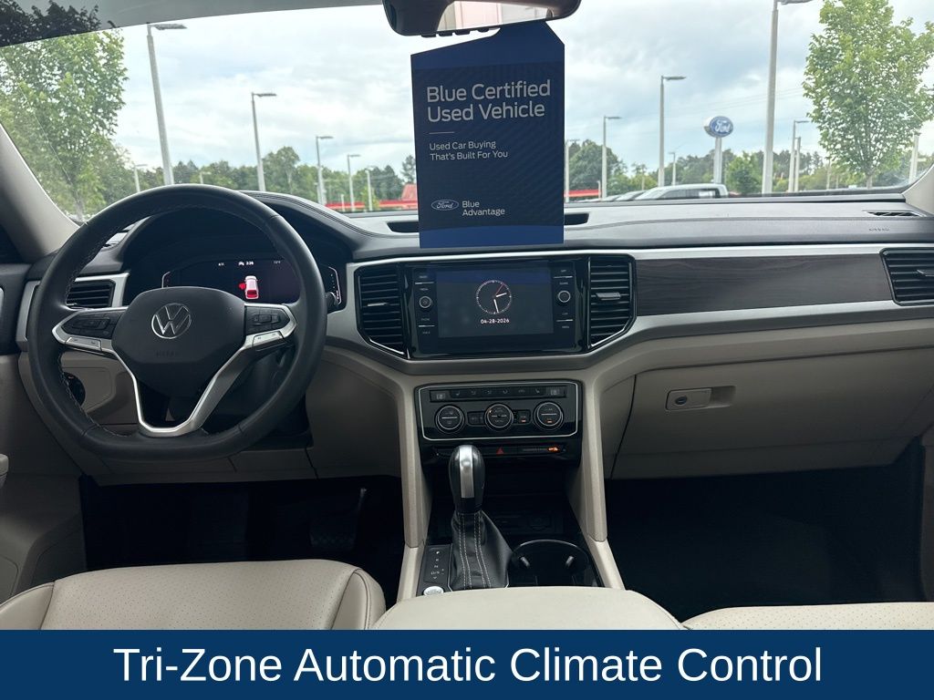 2022 Volkswagen Atlas 3.6L V6 SE w/Technology