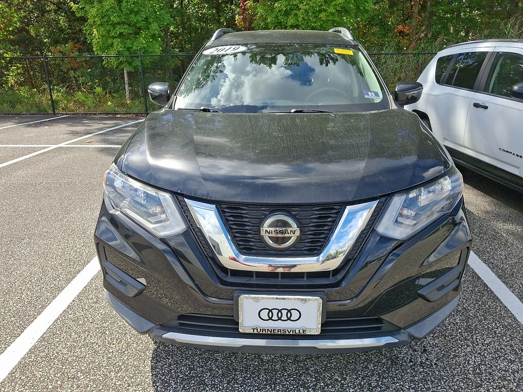 Thumbnail: 2019 Nissan Rogue - 2