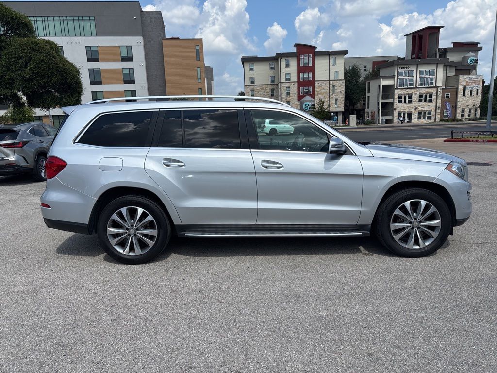 Thumbnail: 2016 Mercedes-Benz GL-Class - 6