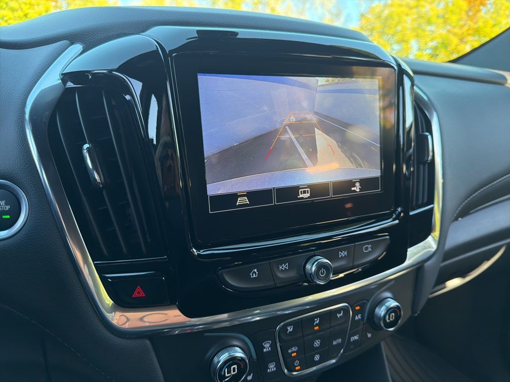Thumbnail: 2023 Chevrolet Traverse - 31