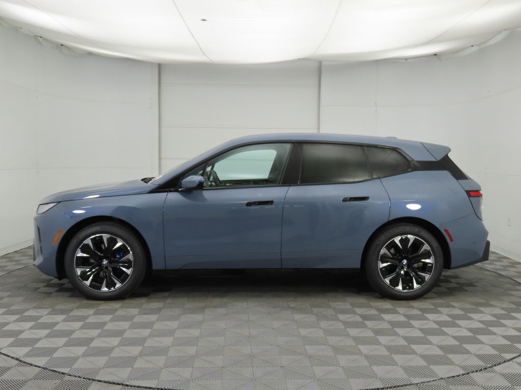 Thumbnail: 2026 BMW iX - 9