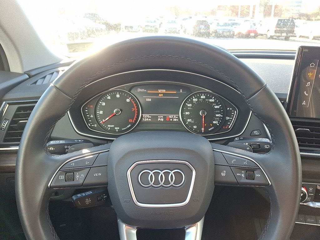 Thumbnail: 2025 Audi Q5 - 19